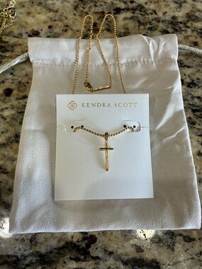 18k gold Vermeil Kendra Scott cross - nwot